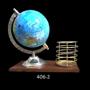 5" globe pen stand