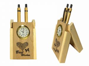 D WOODEN PEN STAND 170